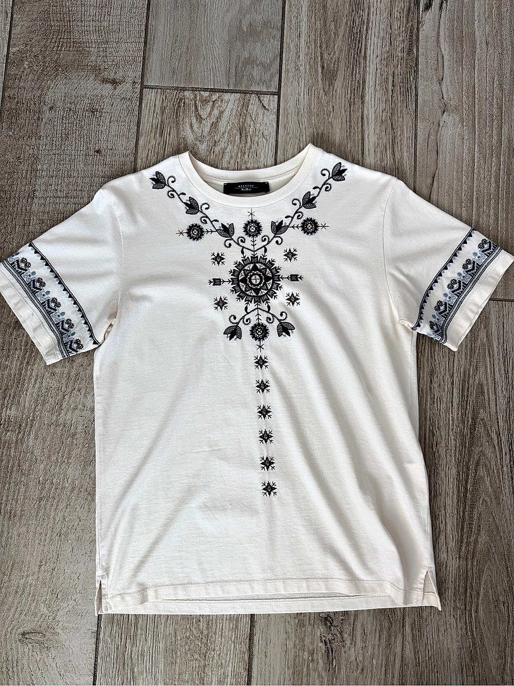 MaxMara Weekend Embroidered Short Sleeve Tee in White.